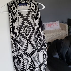 Open front Sweater Vest